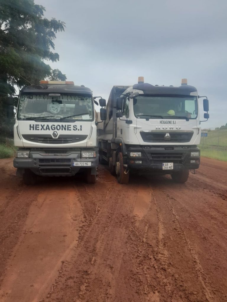 Réalisation de pistes latéritiques au Sénégal par HEXAGONE SI